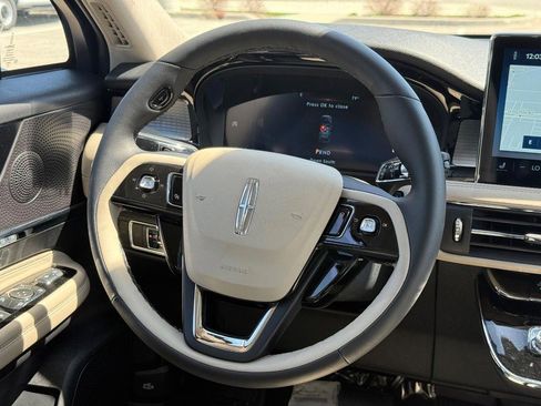 New 2026 Lincoln Corsair Premiere AWD/4WD image 8