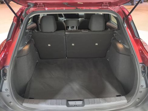 Used 2025 Nissan Kicks SV w/ SV Premium Package AWD/4WD image 12