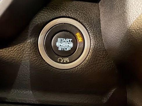 Used 2022 RAM 2500 Big Horn image 31