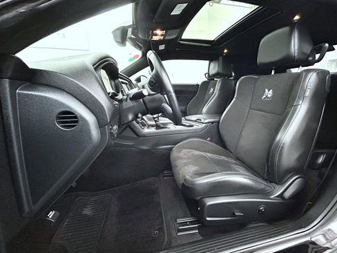 Used 2018 Dodge Challenger R/T Scat Pack image 10