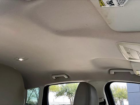 Used 2017 Ford Escape SE w/ SE Leather Comfort Package image 13