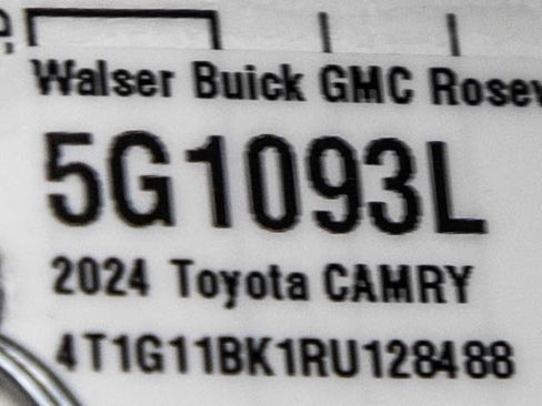 Used 2024 Toyota Camry SE w/ Cold Weather Package AWD/4WD image 27