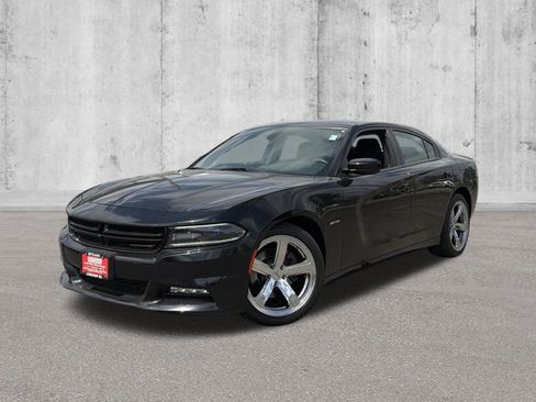 Used 2017 Dodge Charger R/T RWD image 1
