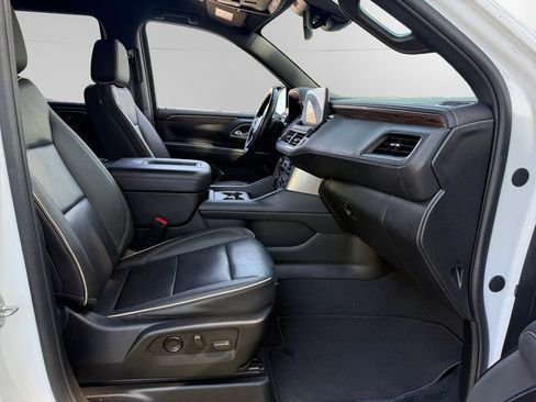 Used 2024 Chevrolet Tahoe Premier RWD image 15