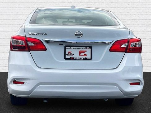 Used 2019 Nissan Sentra SV FWD image 5