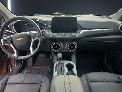 Used 2023 Chevrolet Blazer LT w/ Midnight/Sport Edition FWD image 10