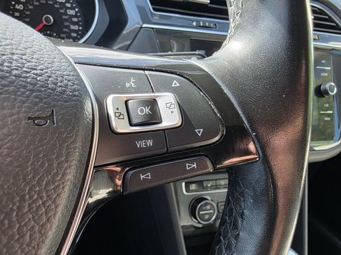 Used 2019 Volkswagen Tiguan SE AWD/4WD image 27