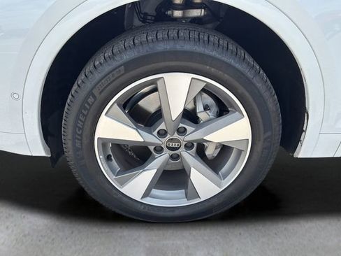 Used 2023 Audi Q5 Prestige AWD/4WD image 27