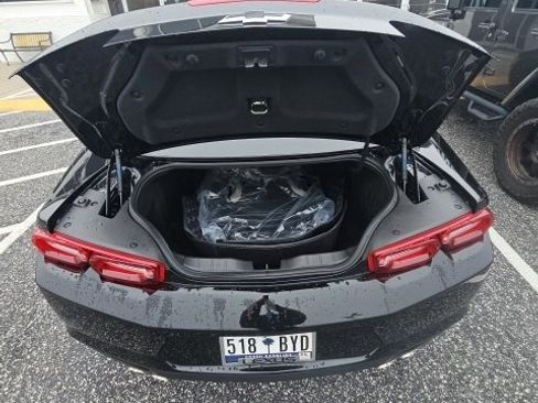 Used 2022 Chevrolet Camaro LT image 7