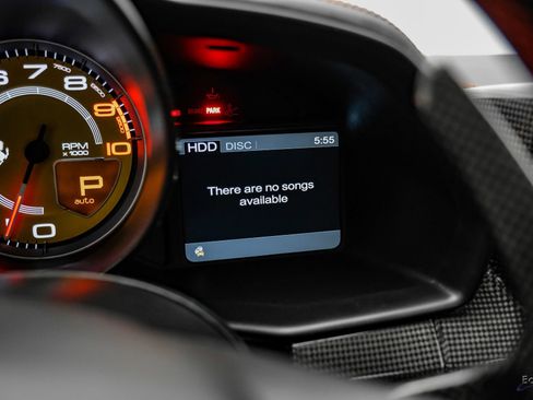 Used 2015 Ferrari 458 Italia Coupe RWD image 84