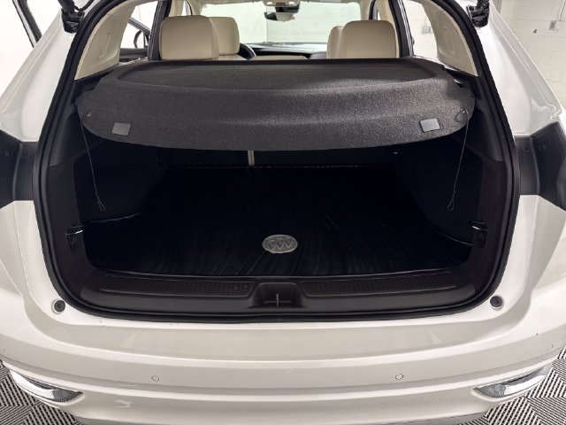 Used 2023 Buick Envision Avenir AWD/4WD image 45