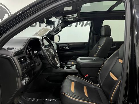 Used 2021 GMC Yukon AT4 w/ Technology Package AWD/4WD image 12