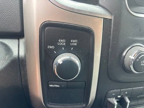 Used 2016 RAM 2500 SLT AWD/4WD image 15