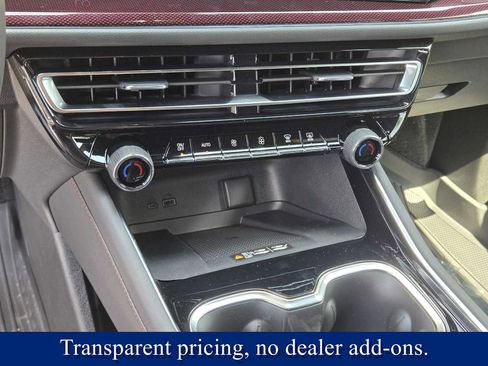 New 2026 Chevrolet Traverse Z71 w/ Enhanced Driving Package image 31