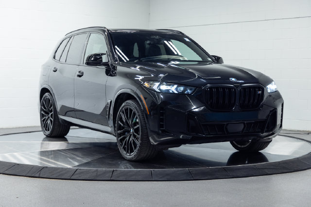Used 2024 BMW X5 M60i AWD/4WD image 4