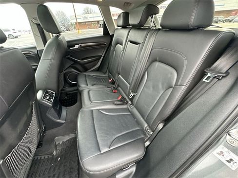 Used 2016 Audi Q5 2.0T Premium Plus w/ Technology Package image 24
