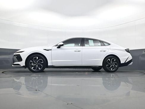 Certified 2025 Hyundai Sonata SEL image 28