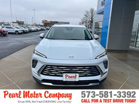 New 2026 Buick Envision Preferred image 2