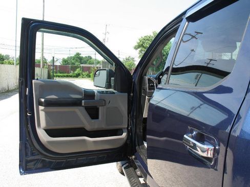 Used 2016 Ford F150 XLT w/ Equipment Group 302A Luxury AWD/4WD image 15