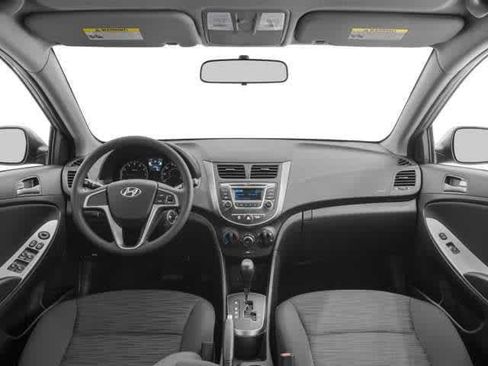 Used 2016 Hyundai Accent SE FWD image 5