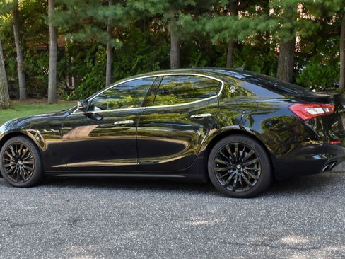 Used 2020 Maserati Ghibli RWD image 4