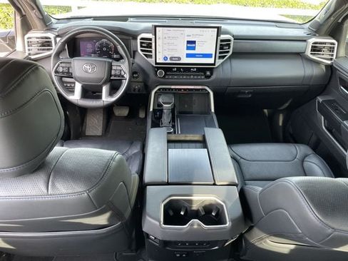 Used 2025 Toyota Tundra Platinum AWD/4WD image 10