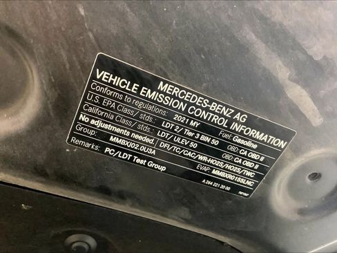 Used 2021 Mercedes-Benz GLC 300 4MATIC image 32