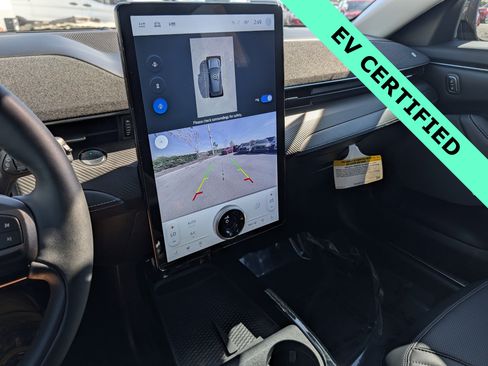 Certified 2022 Ford Mustang Mach-E Premium image 32