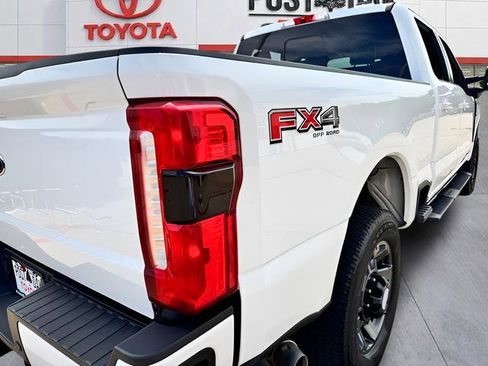 Used 2023 Ford F250 Lariat w/ Sport Appearance Package AWD/4WD image 6