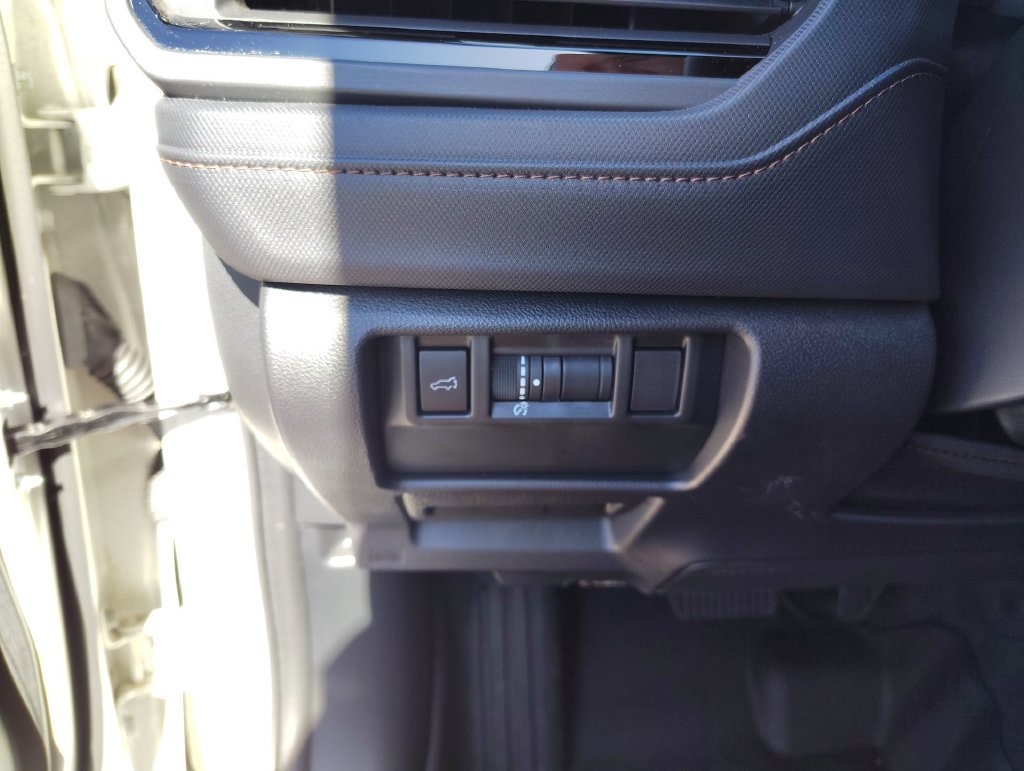 Certified 2025 Subaru Forester Touring AWD/4WD image 20