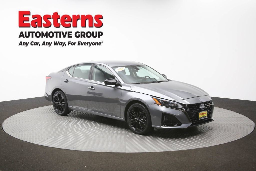 Used 2023 Nissan Altima 2.5 SR FWD image 50
