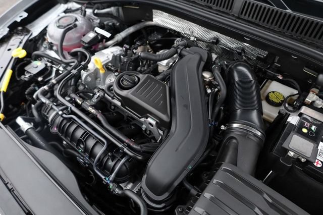 New 2026 Volkswagen Jetta SE FWD image 25