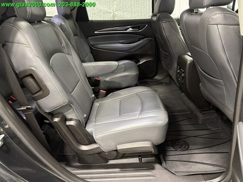 Used 2018 Buick Enclave Premium AWD/4WD image 10