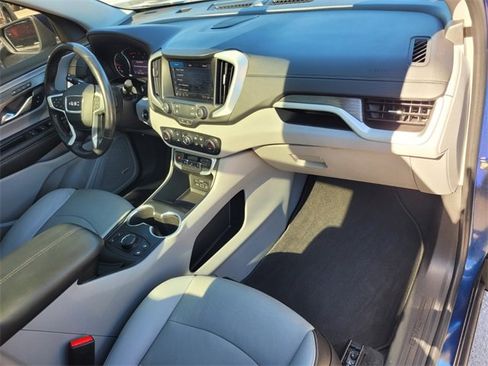 Certified 2022 GMC Terrain SLT w/ Infotainment Package II image 18