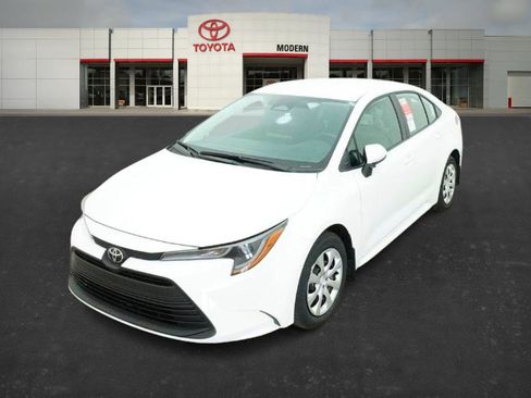 New 2026 Toyota Corolla LE image 4