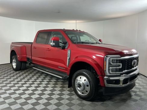 Used 2023 Ford F450 Lariat w/ Camper Package AWD/4WD image 3