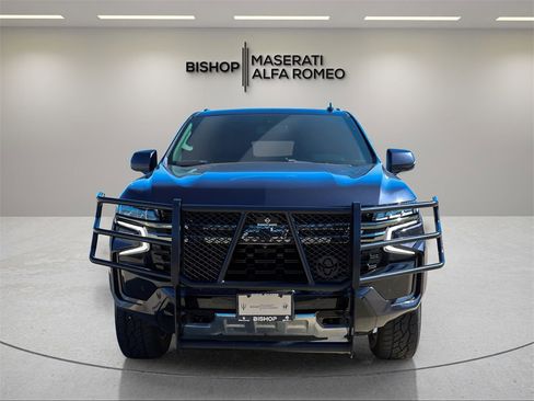 Used 2022 Chevrolet Tahoe Z71 w/ Luxury Package image 2