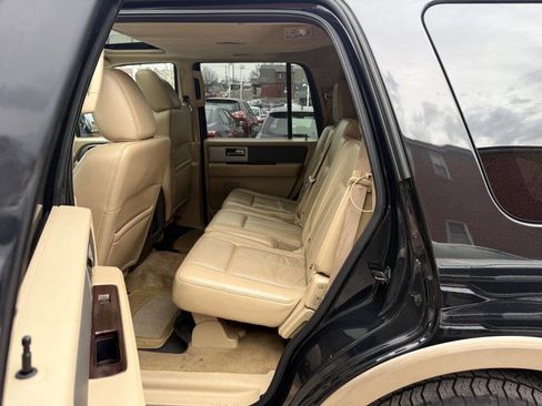 Used 2012 Ford Expedition XLT image 22