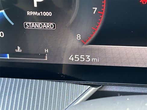 Certified 2025 Nissan Murano SV image 33