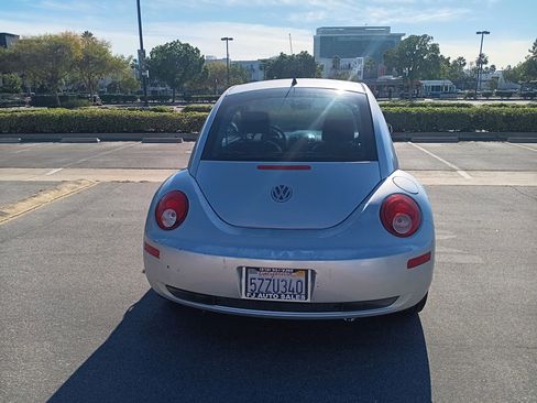 Used 2007 Volkswagen Beetle Coupe w/ Package 1 image 7