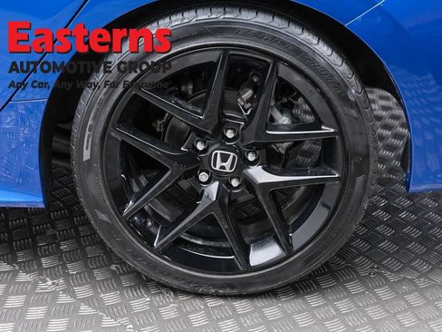 Used 2024 Honda Civic Sport image 8