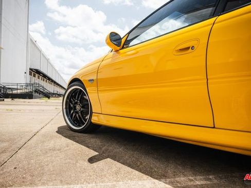 Used 2004 Pontiac GTO image 23