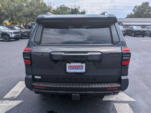 Used 2025 Toyota 4Runner TRD Off-Road Premium AWD/4WD image 7