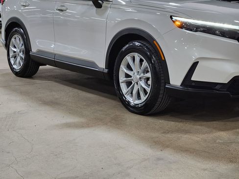 Used 2024 Honda CR-V EX-L image 16