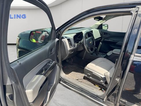 Used 2020 Chevrolet Colorado W/T w/ Custom Special Edition RWD image 5