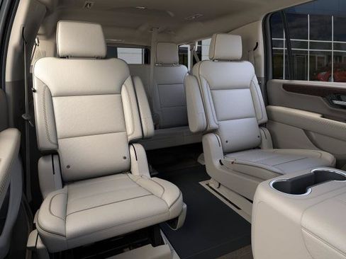 New 2026 GMC Yukon XL Denali AWD/4WD image 17