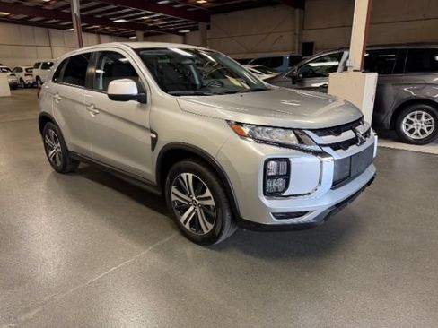 Used 2025 Mitsubishi Outlander Sport AWD image 6