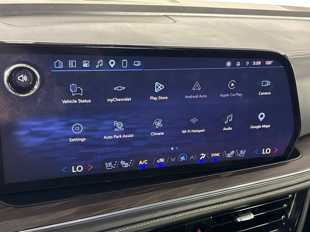 Certified 2025 Chevrolet Suburban Premier AWD/4WD image 19