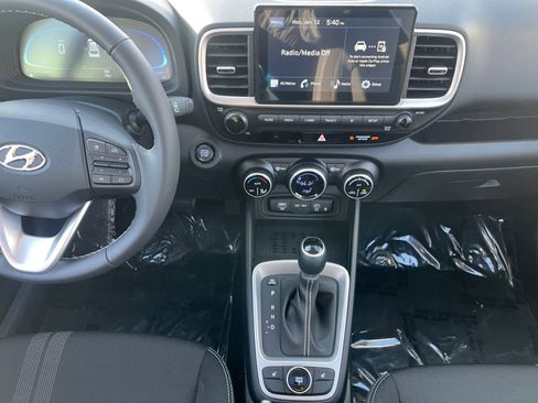 Certified 2026 Hyundai Venue SEL image 11