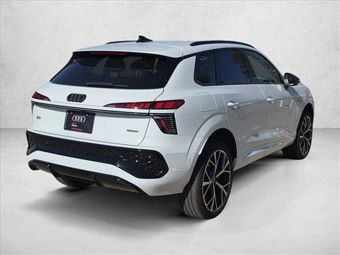 New 2026 Audi Q3 quattro 2.0T image 5